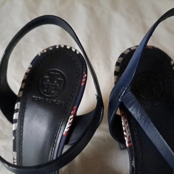 NWOB Tory Burch Solana Jacquard Strappy Platform Sandals Block HeelSize 8.5